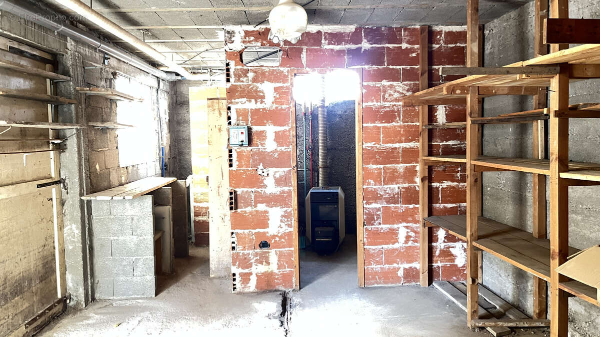 Maison à RIBAUTE-LES-TAVERNES