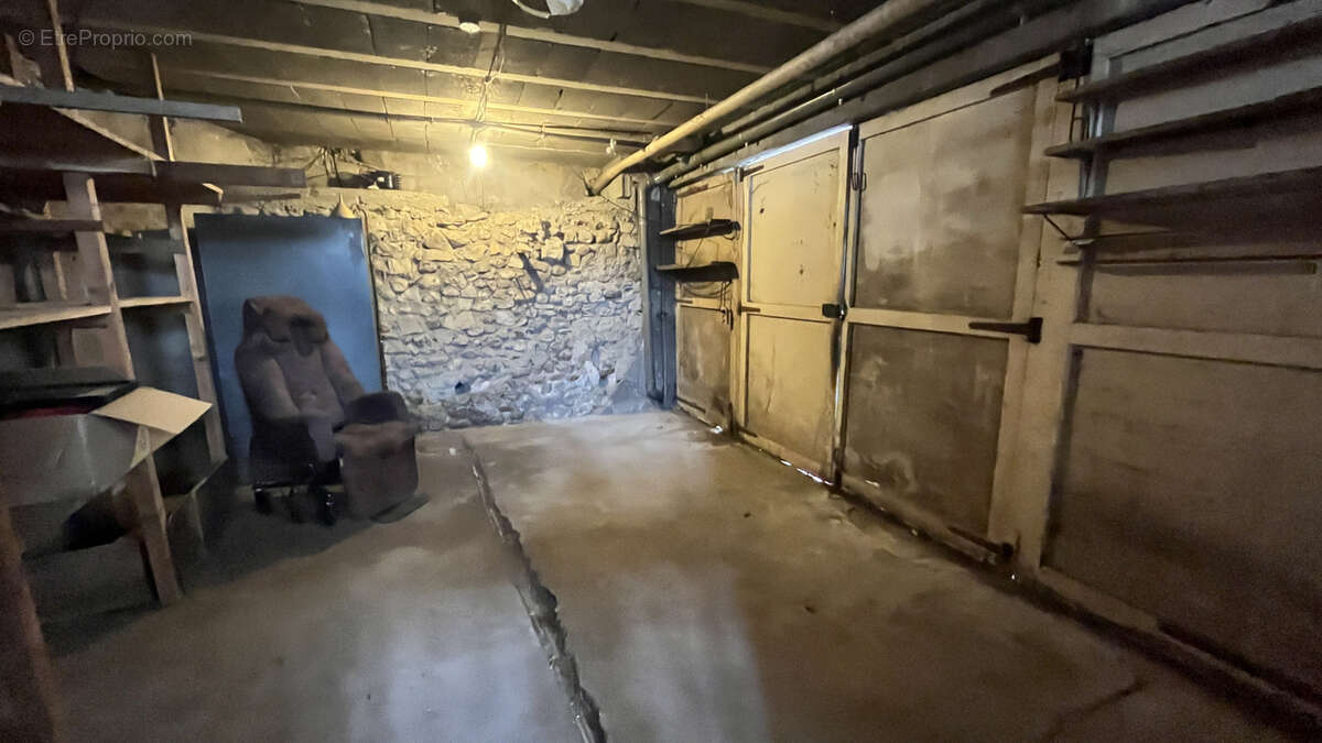 Maison à RIBAUTE-LES-TAVERNES