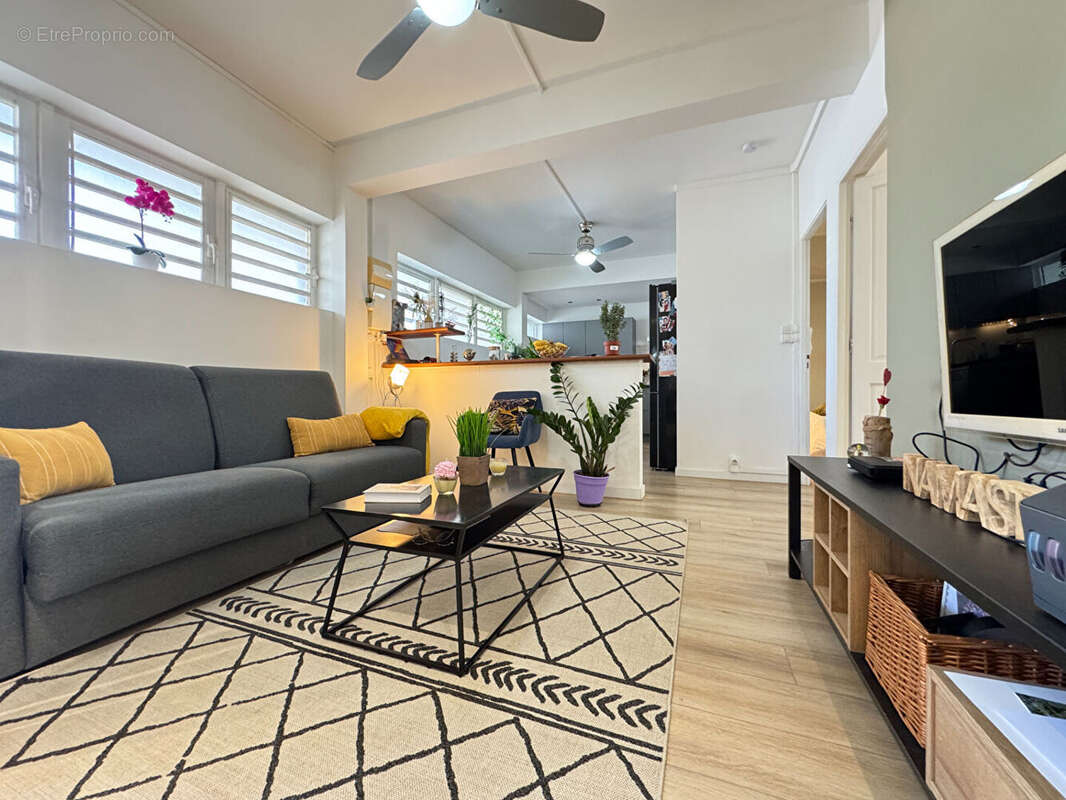 Appartement à SAINT-DENIS