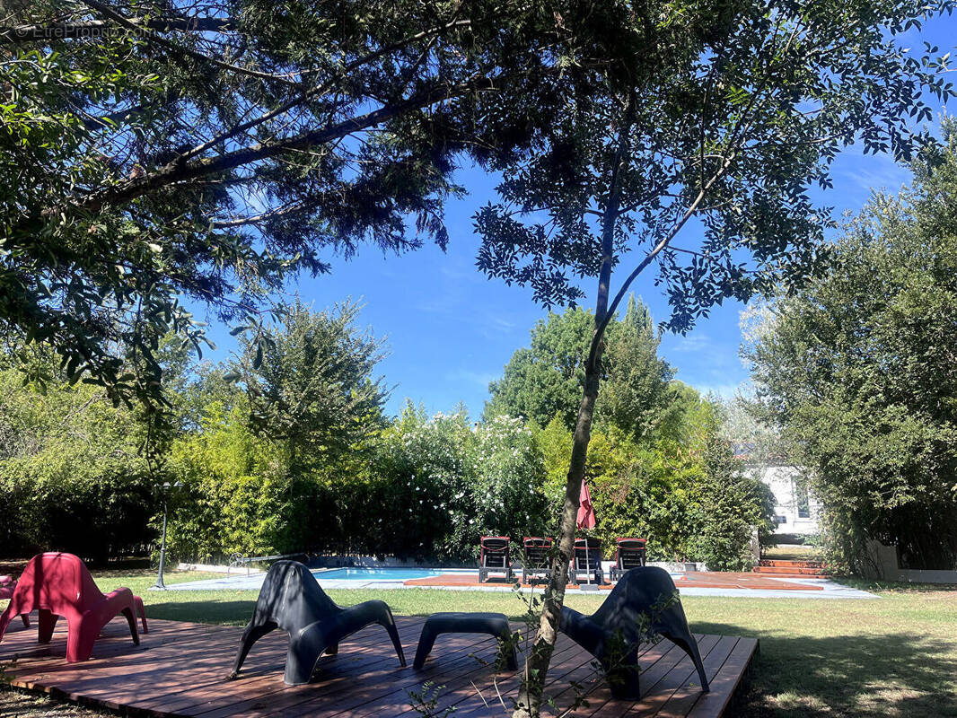 Maison à BOUC-BEL-AIR