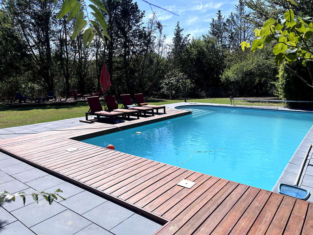 Maison à BOUC-BEL-AIR