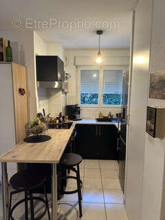 Appartement à SALLES