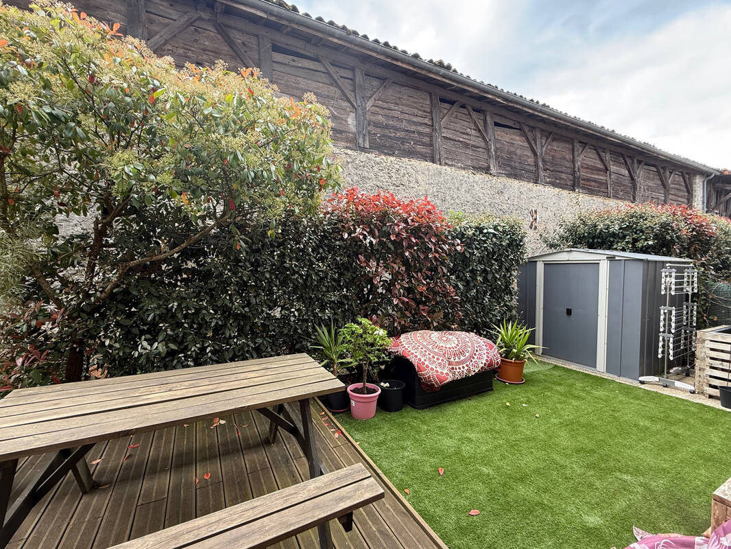 Appartement à SALLES