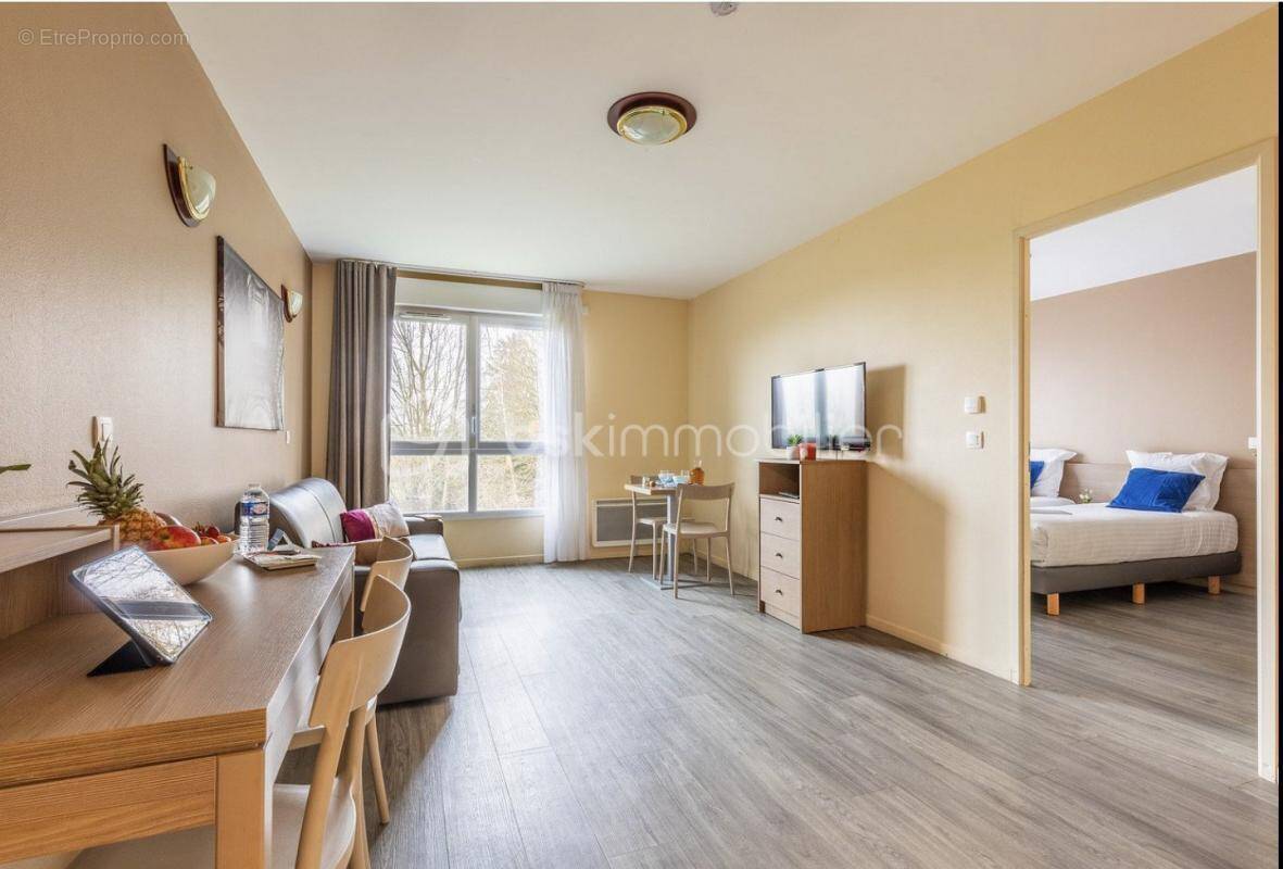 Appartement à MAGNY-LES-HAMEAUX