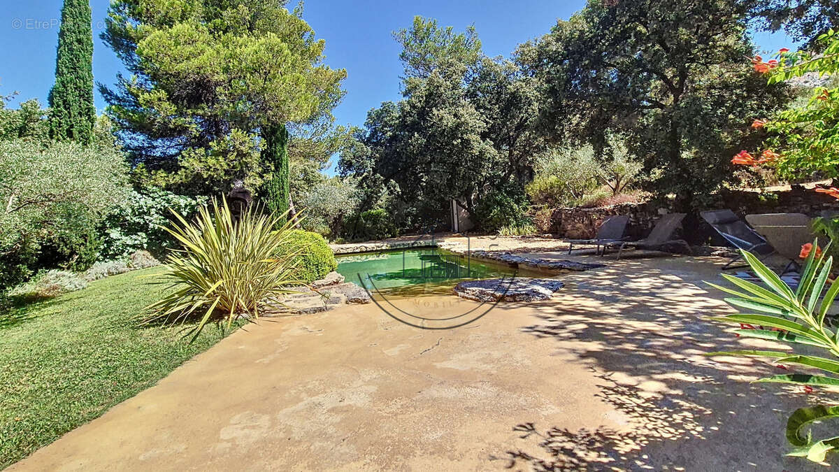 Maison à CHEVAL-BLANC