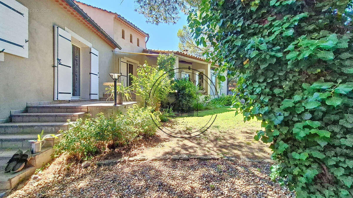 Maison à CHEVAL-BLANC