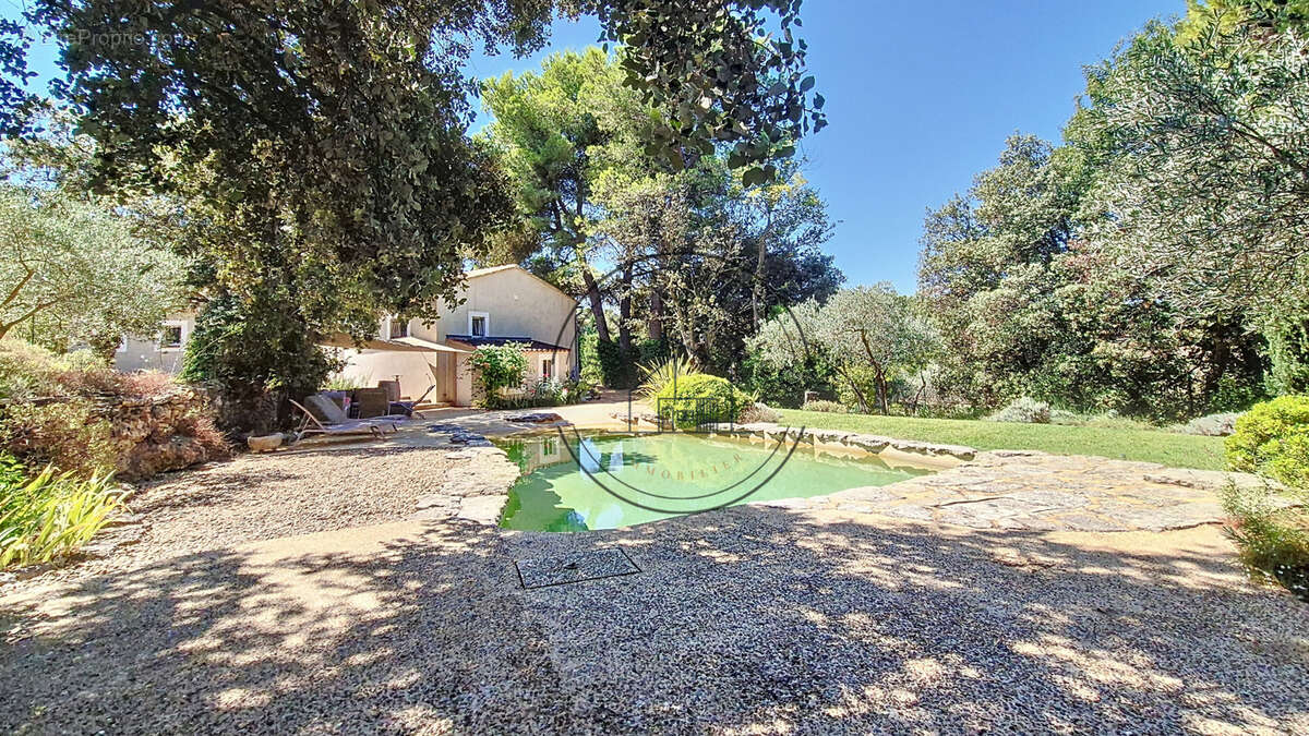 Maison à CHEVAL-BLANC