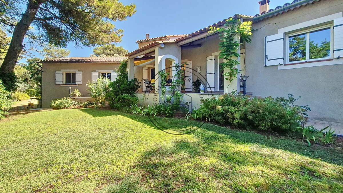 Maison à CHEVAL-BLANC