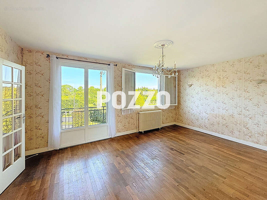 Maison à SAINT-PAIR-SUR-MER