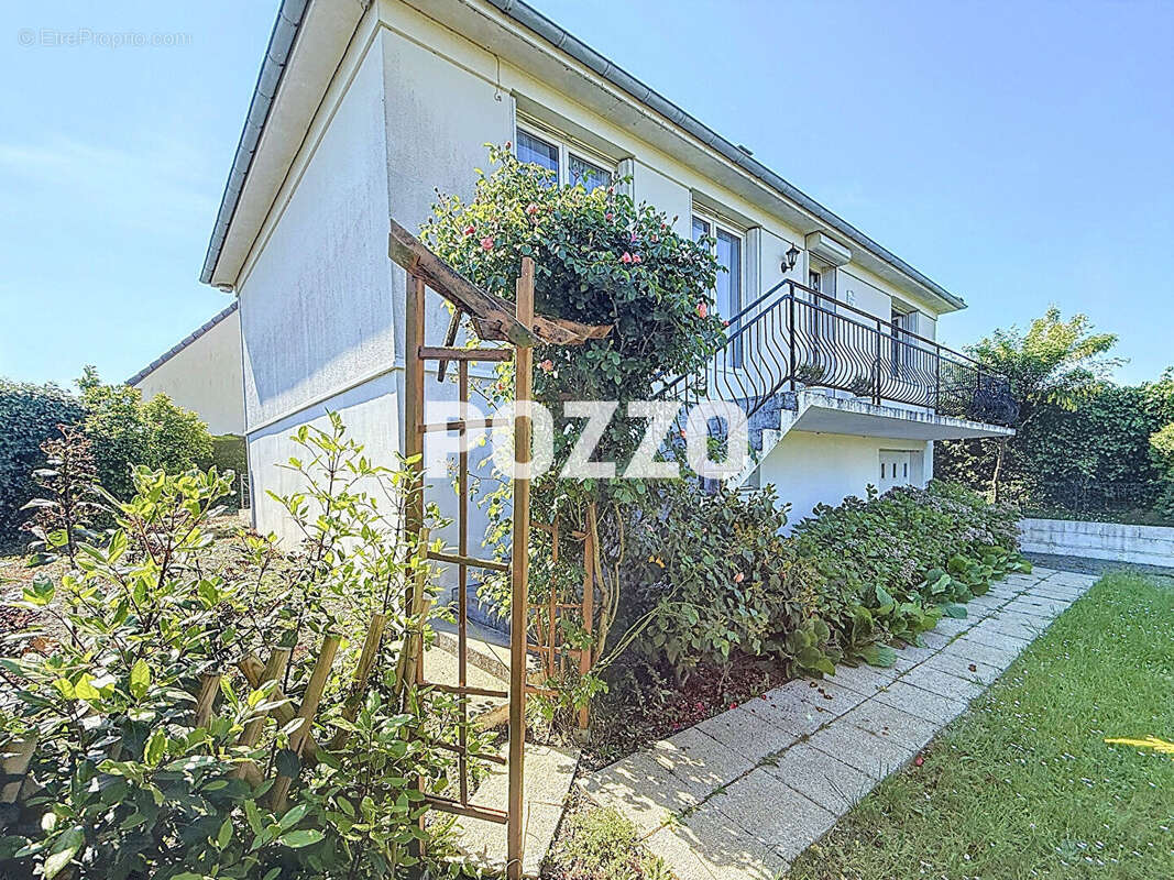 Maison à SAINT-PAIR-SUR-MER