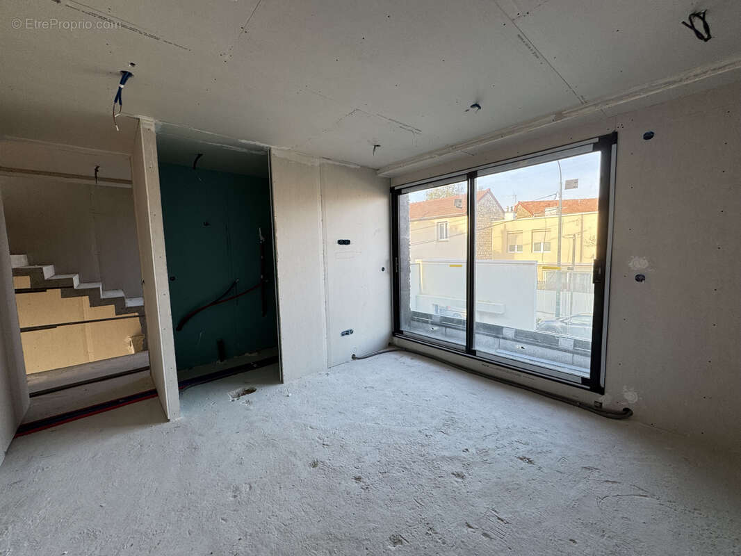 Maison à SAINT-MAUR-DES-FOSSES