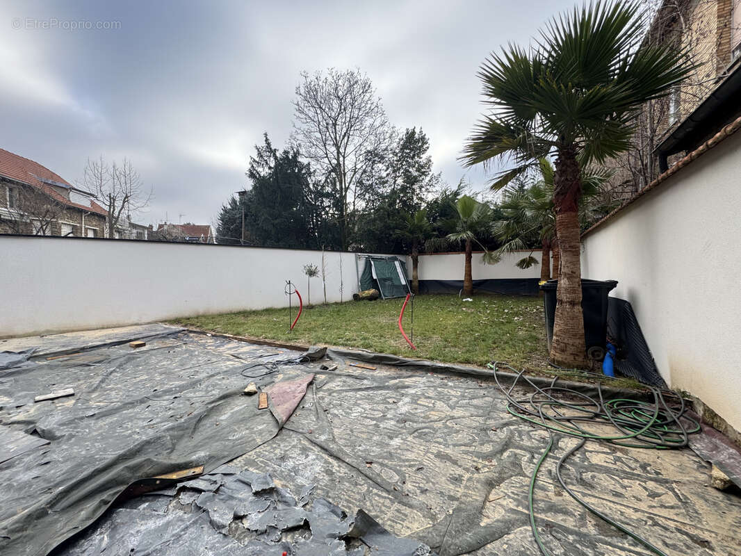 Maison à SAINT-MAUR-DES-FOSSES