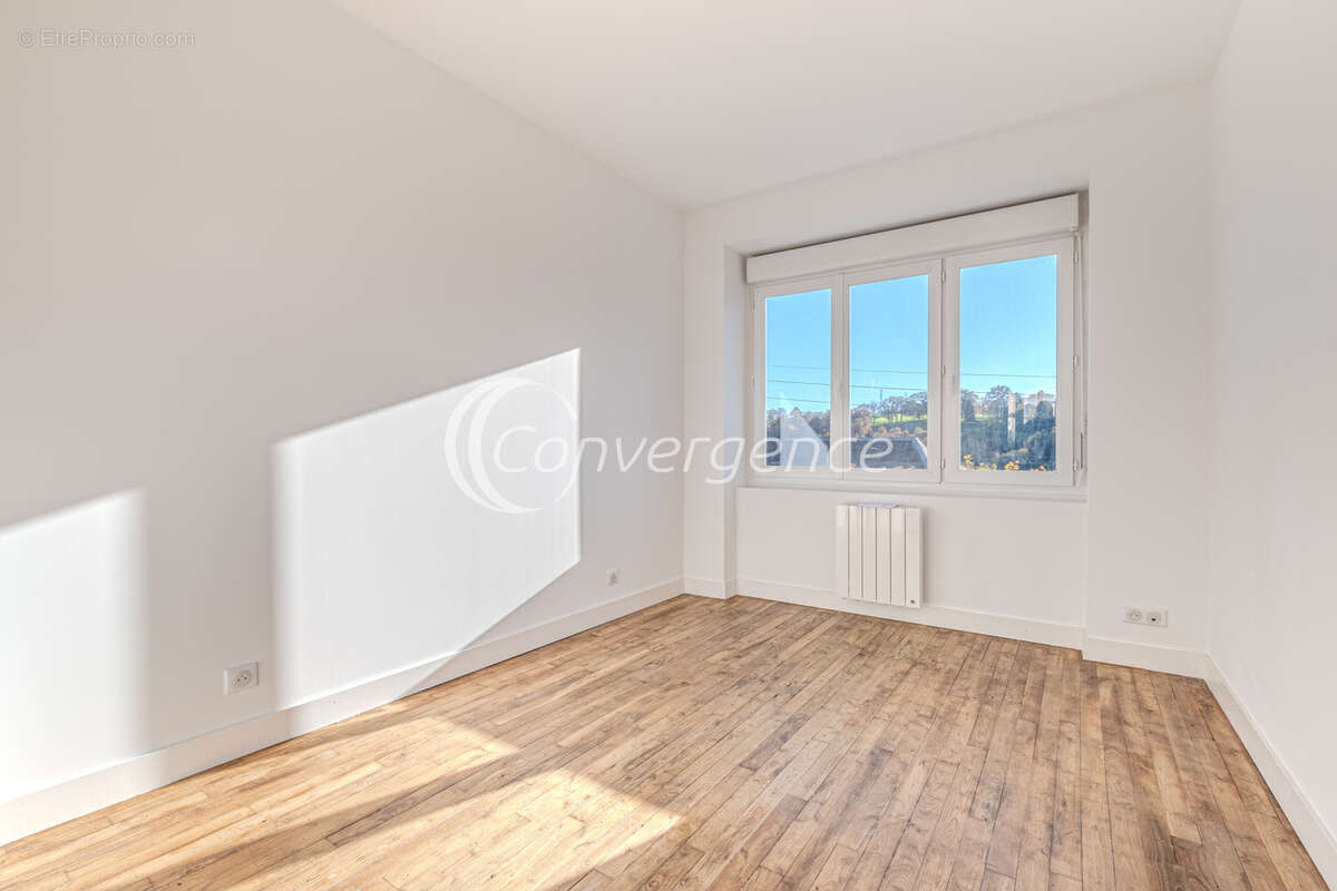 Appartement à SAINT-JUNIEN