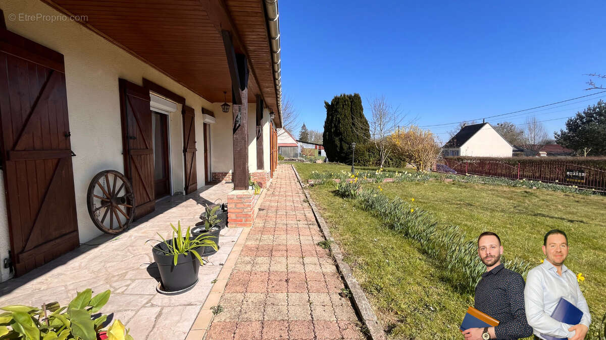 Maison à HEUZECOURT