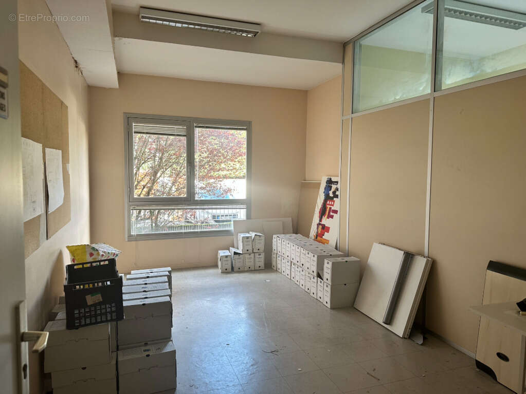 Commerce à BOURG-EN-BRESSE