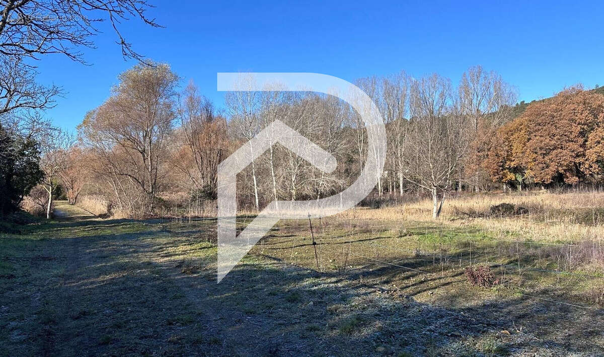 Maison à ALLEMAGNE-EN-PROVENCE