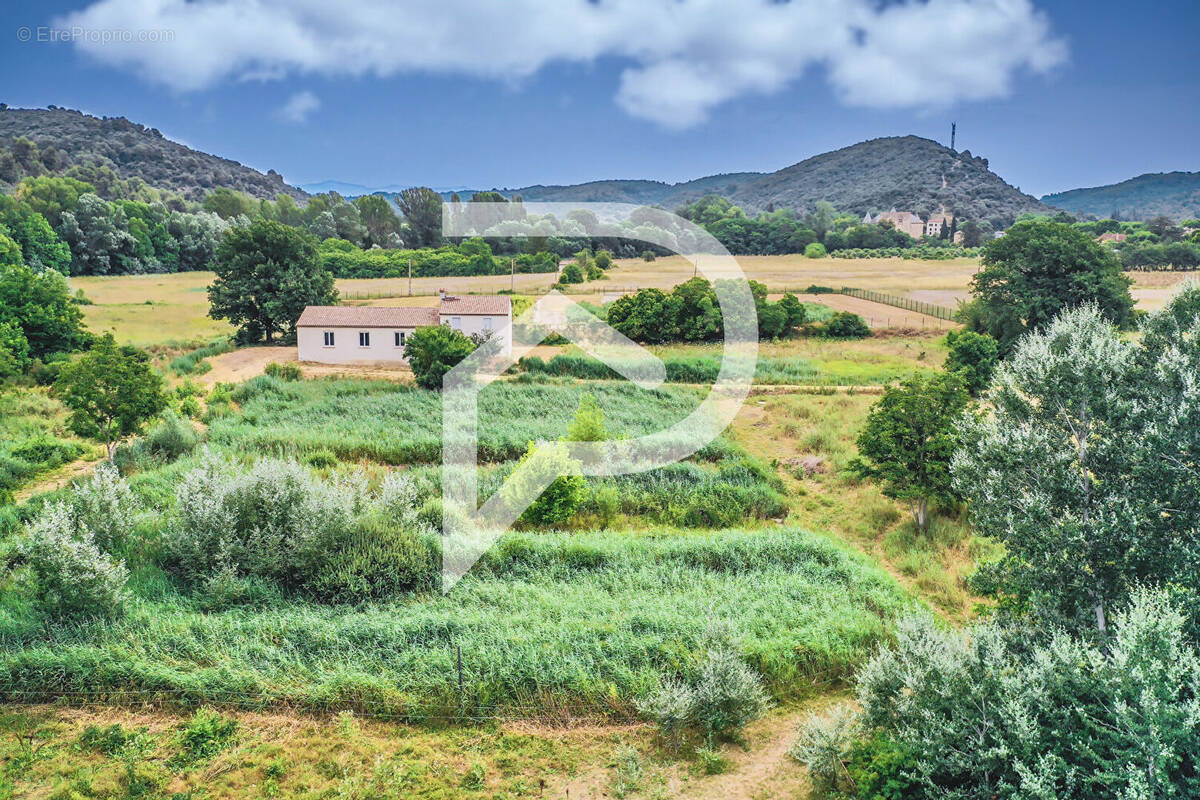 Maison à ALLEMAGNE-EN-PROVENCE