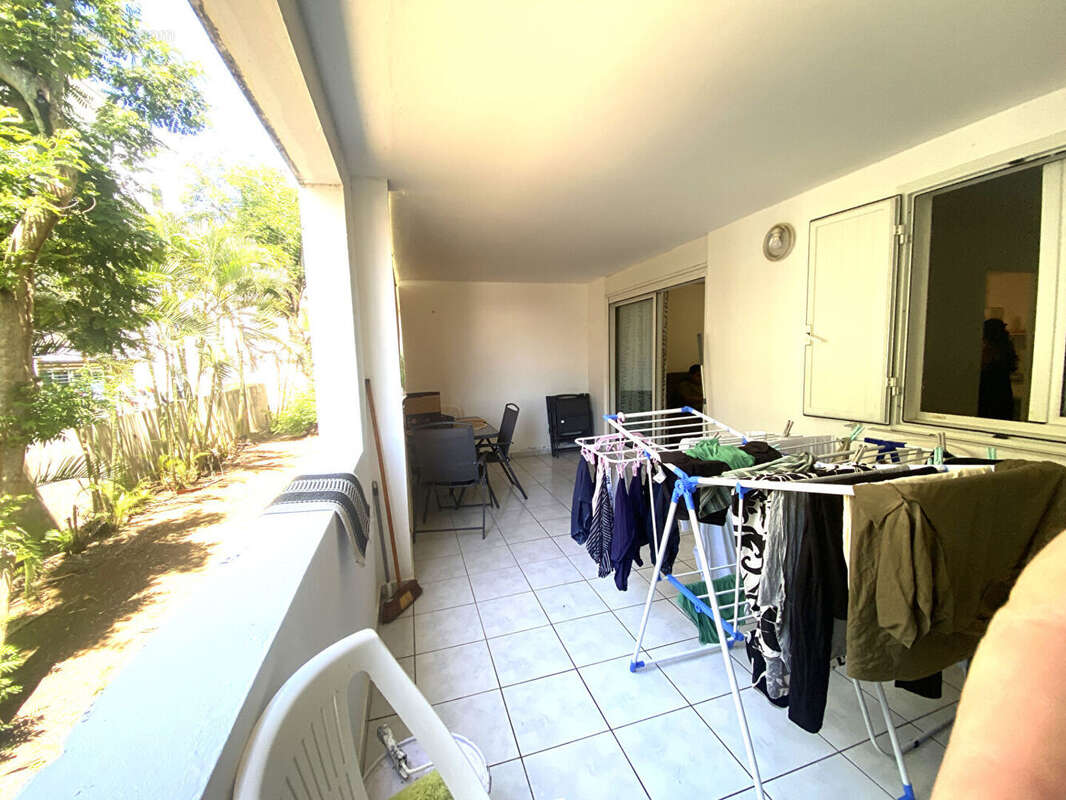 Appartement à SAINTE-SUZANNE