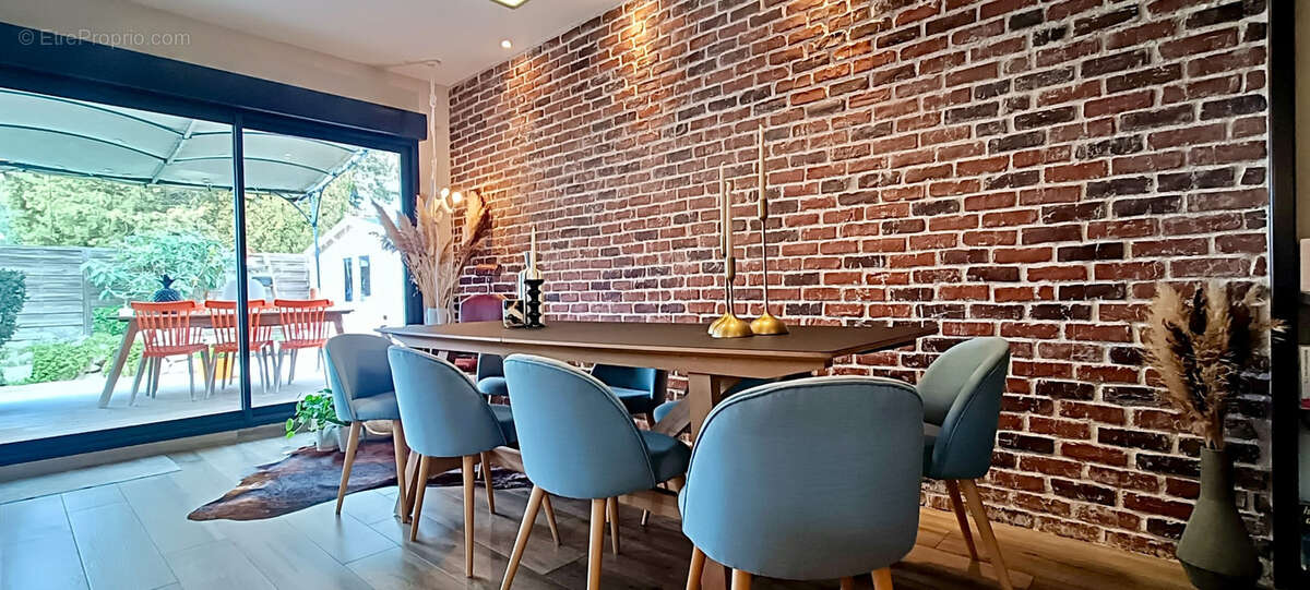 Maison à SALLES-D&#039;AUDE