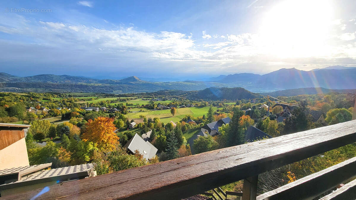 Appartement à SAINT-MICHEL-DE-CHAILLOL