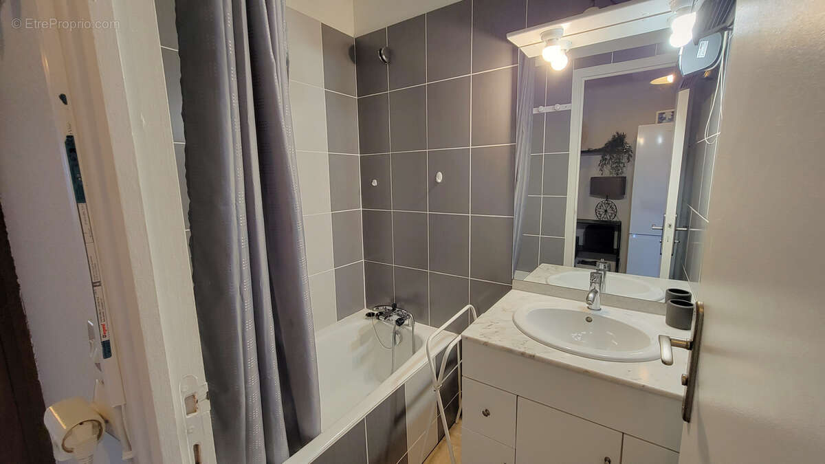 Appartement à SAINT-MICHEL-DE-CHAILLOL