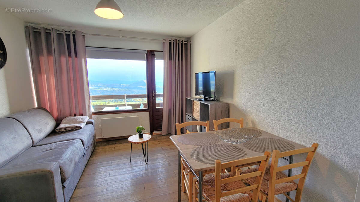 Appartement à SAINT-MICHEL-DE-CHAILLOL
