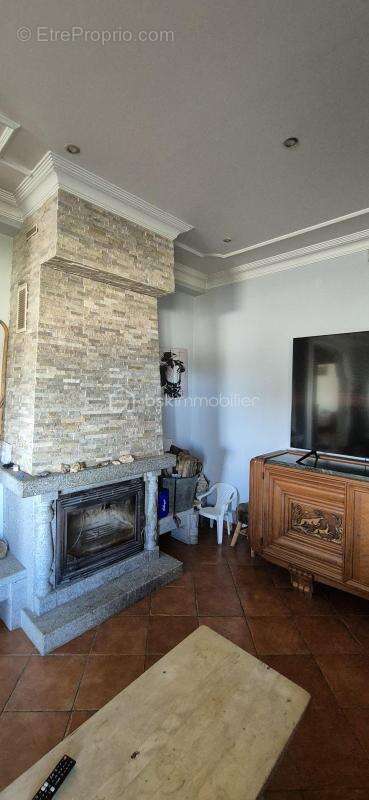 Maison à MESSIMY-SUR-SAONE