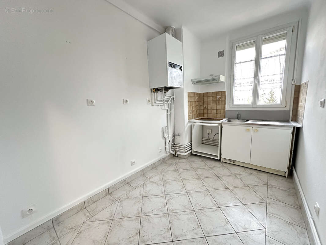 Appartement à BROU-SUR-CHANTEREINE