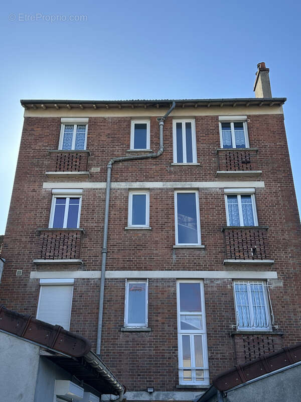 Appartement à BROU-SUR-CHANTEREINE