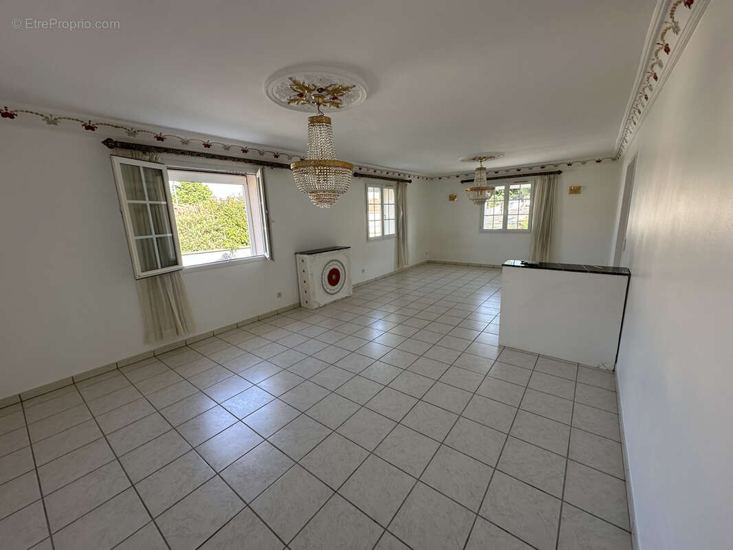 Maison à PONT-DU-CHATEAU