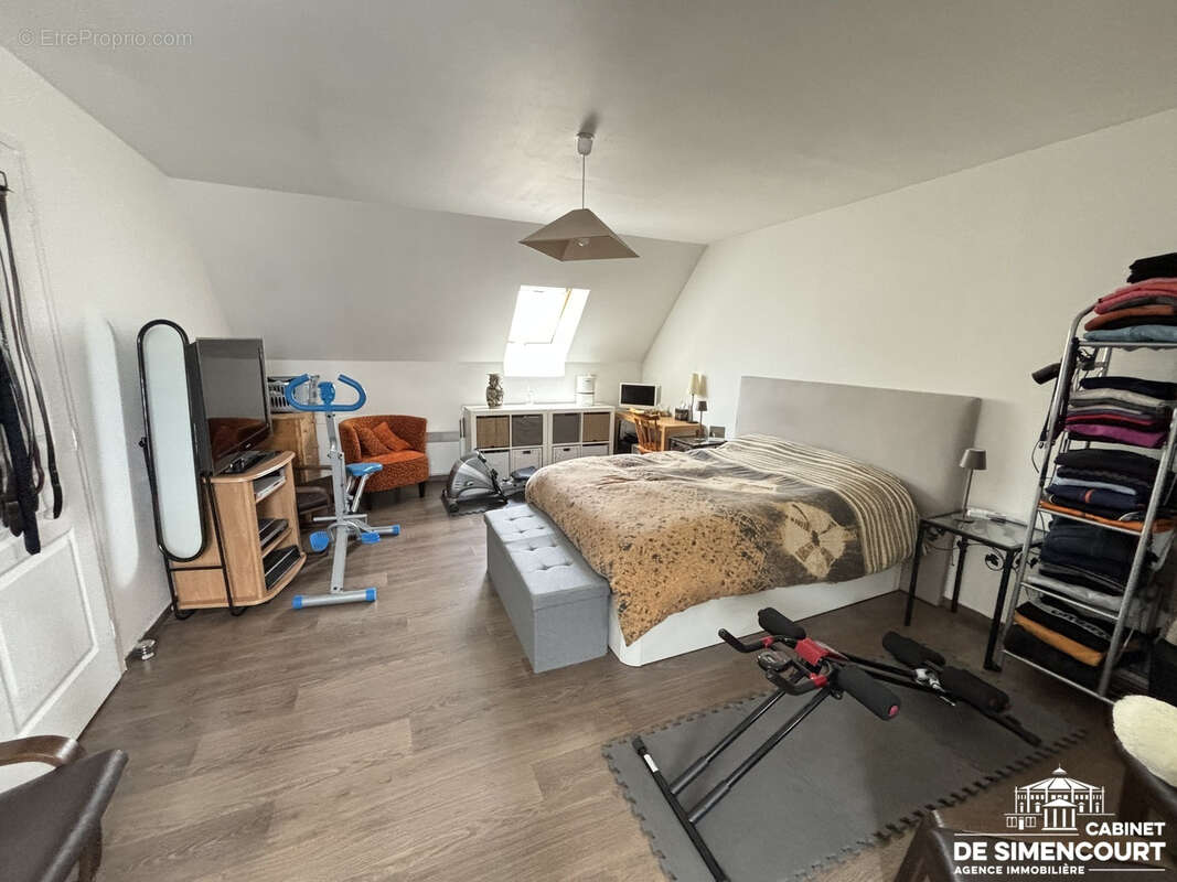 Maison à BLANGY-TRONVILLE