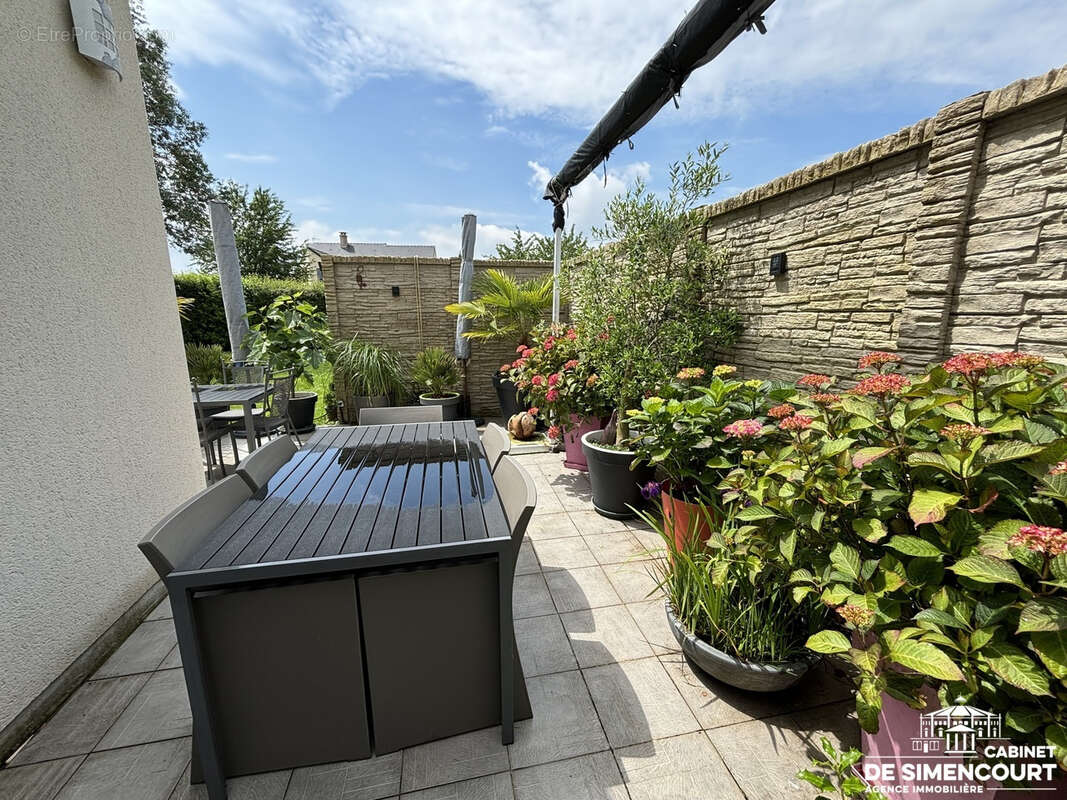 Maison à BLANGY-TRONVILLE