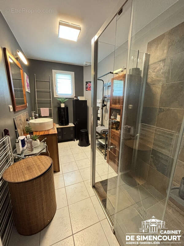 Maison à BLANGY-TRONVILLE