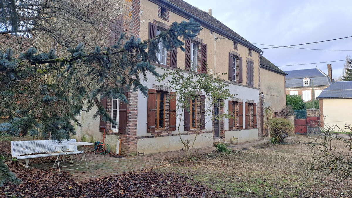 Maison à VILLIERS-SUR-THOLON