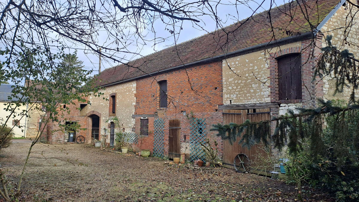 Maison à VILLIERS-SUR-THOLON