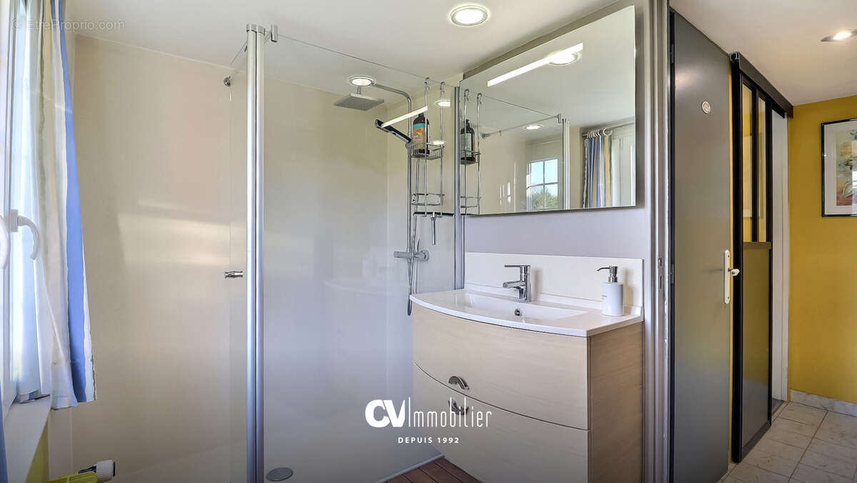 Maison à LA HAYE-MALHERBE