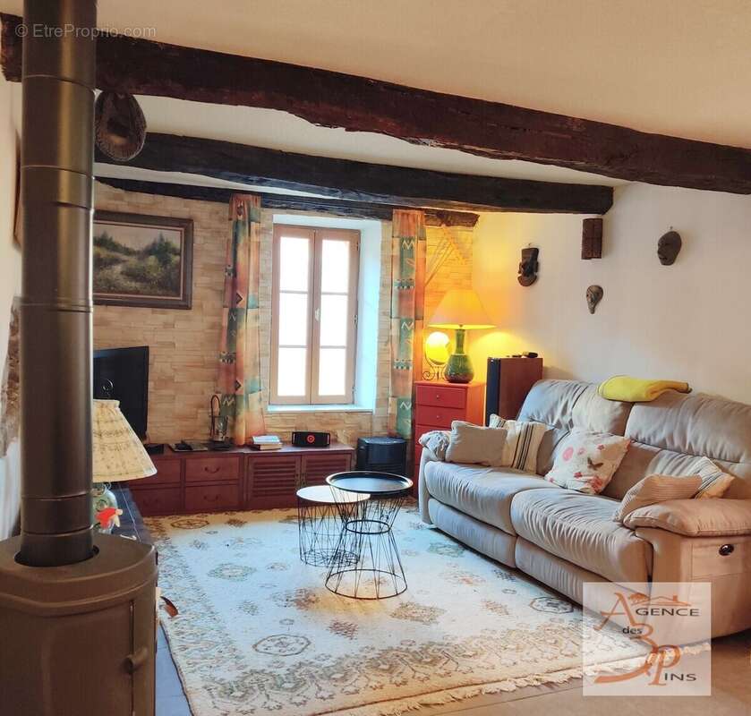 Maison à COLLOBRIERES