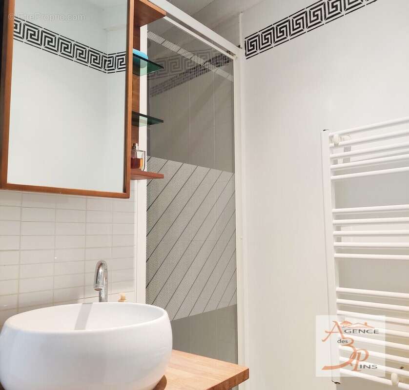 Maison à COLLOBRIERES