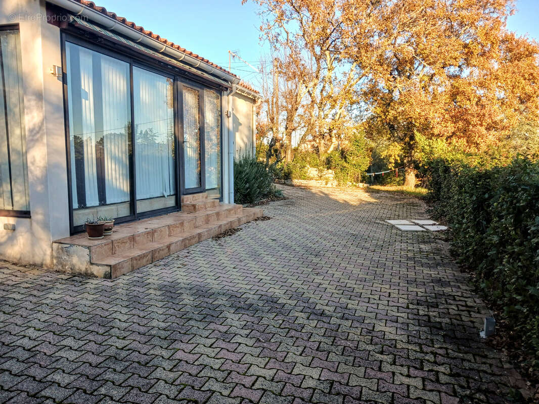 Maison à SAINT-ALBAN-AURIOLLES