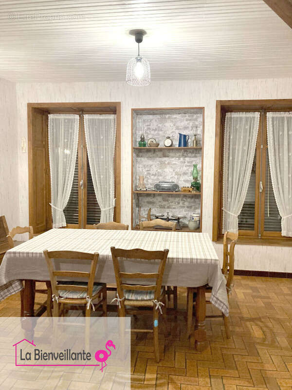 Maison à FAUCOGNEY-ET-LA-MER