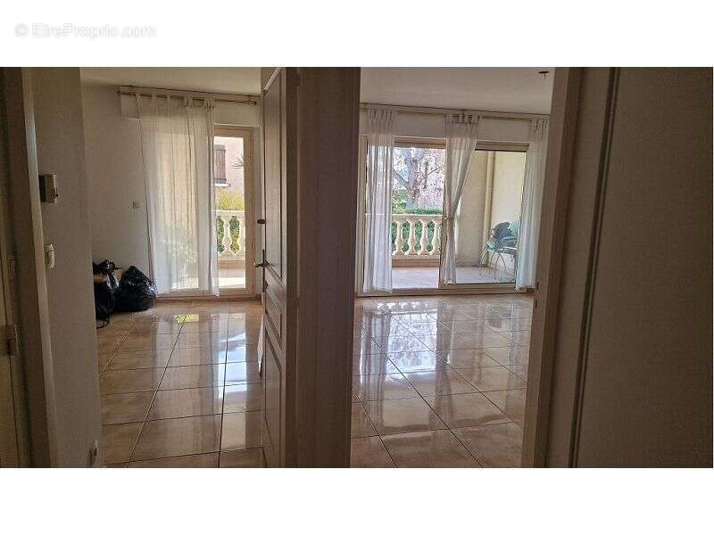 Appartement à LA VALETTE-DU-VAR