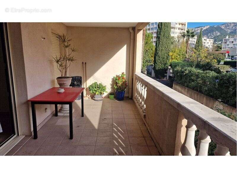 Appartement à LA VALETTE-DU-VAR