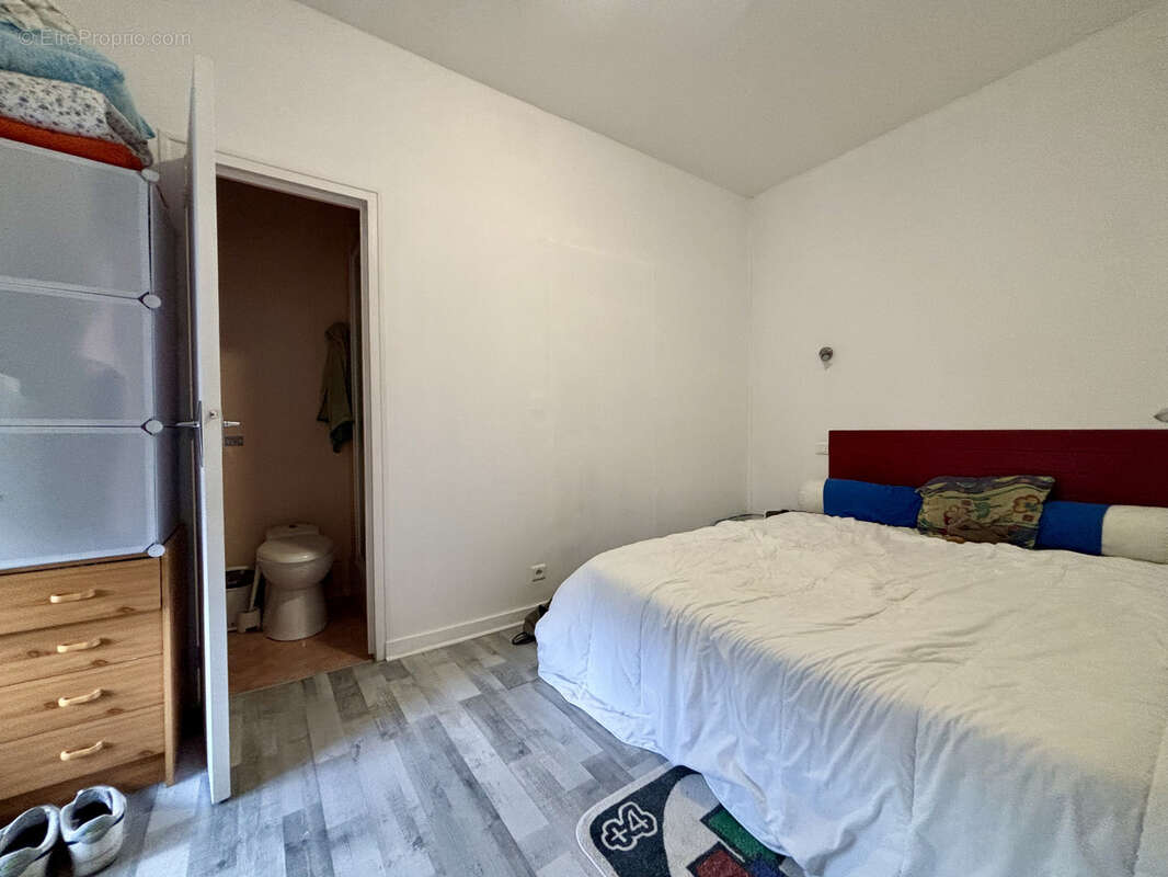 Appartement à LENCLOITRE