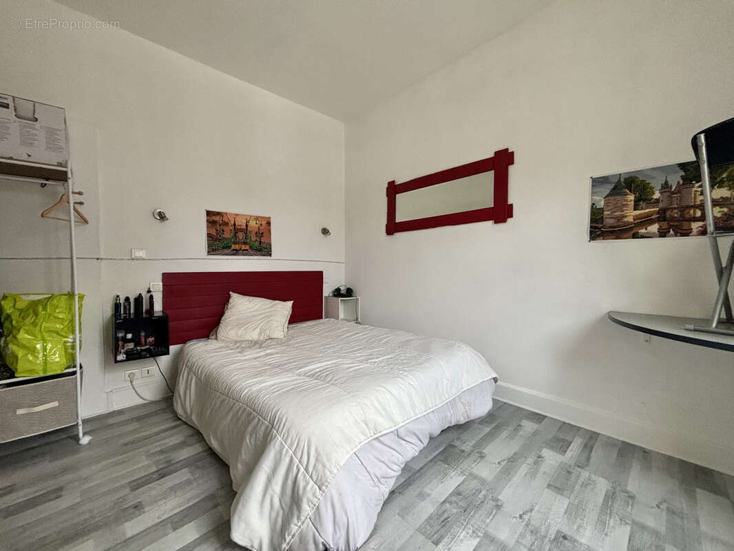 Appartement à LENCLOITRE