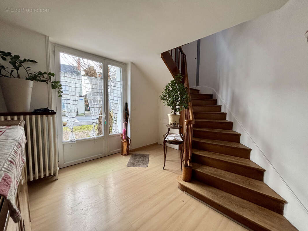 Appartement à LENCLOITRE