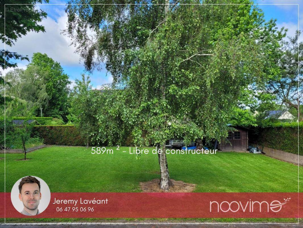 Terrain à GRANDCHAMPS-DES-FONTAINES