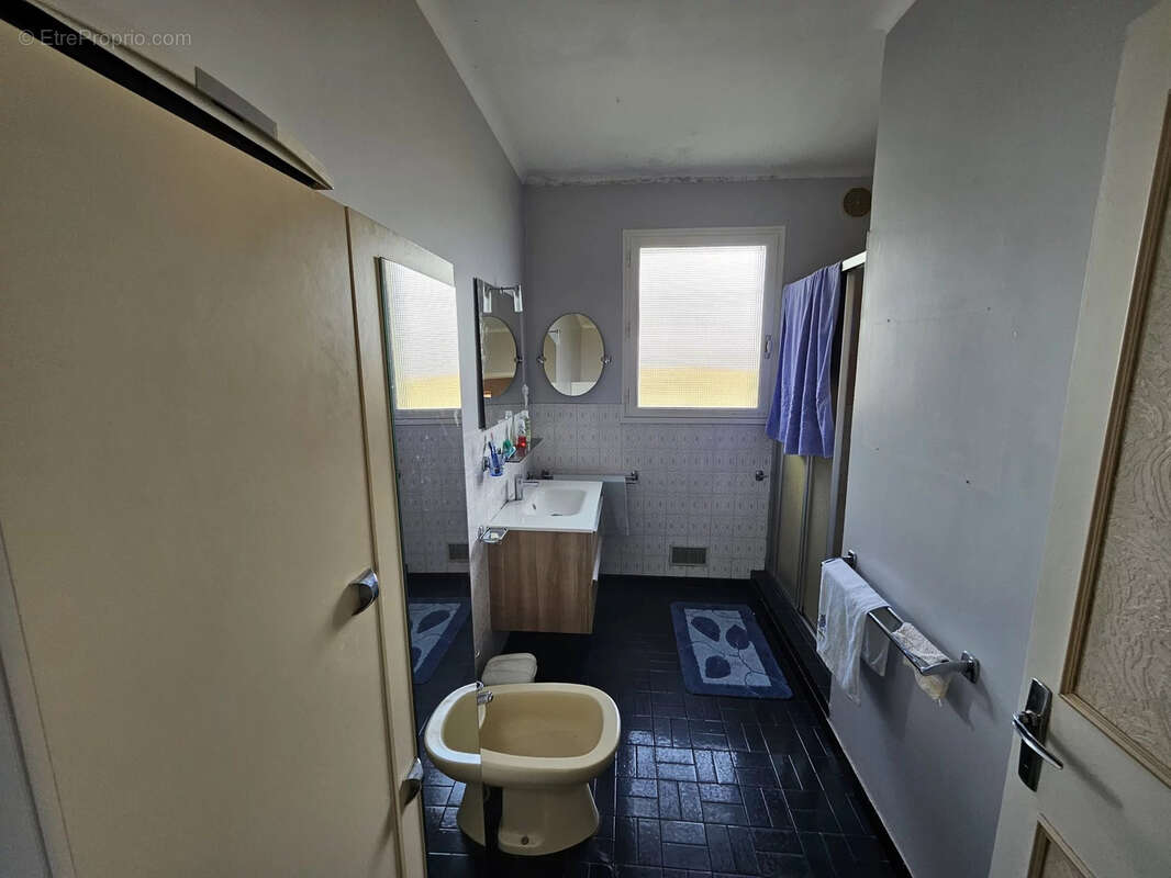 Maison à SAINT-AMADOU