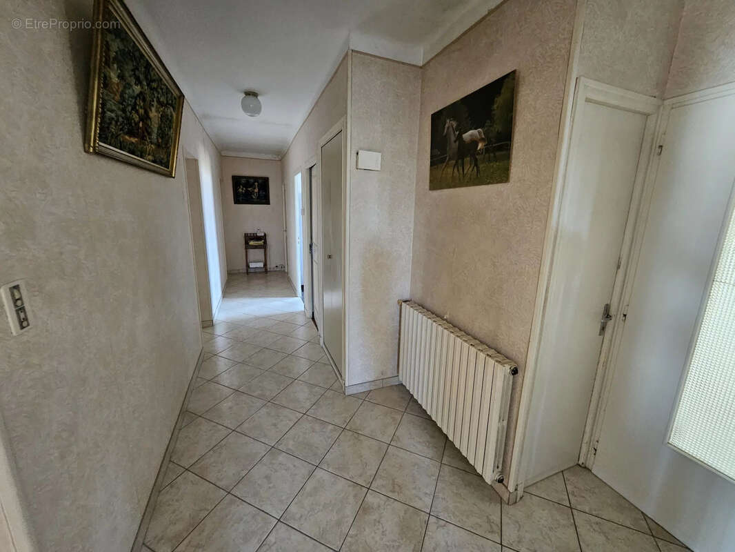 Maison à SAINT-AMADOU