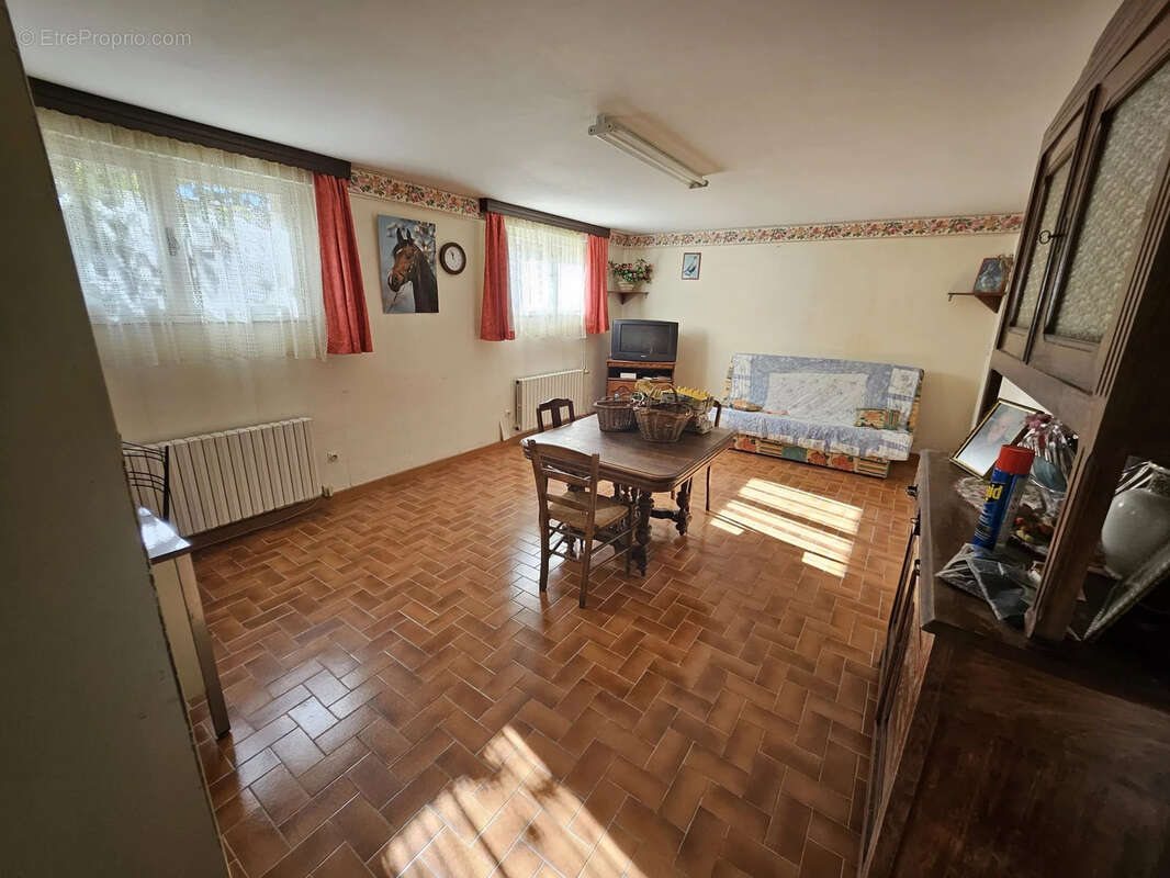 Maison à SAINT-AMADOU