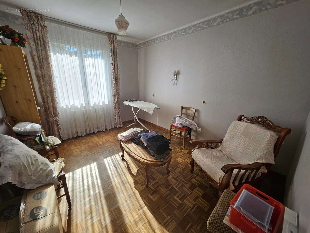 Maison à SAINT-AMADOU